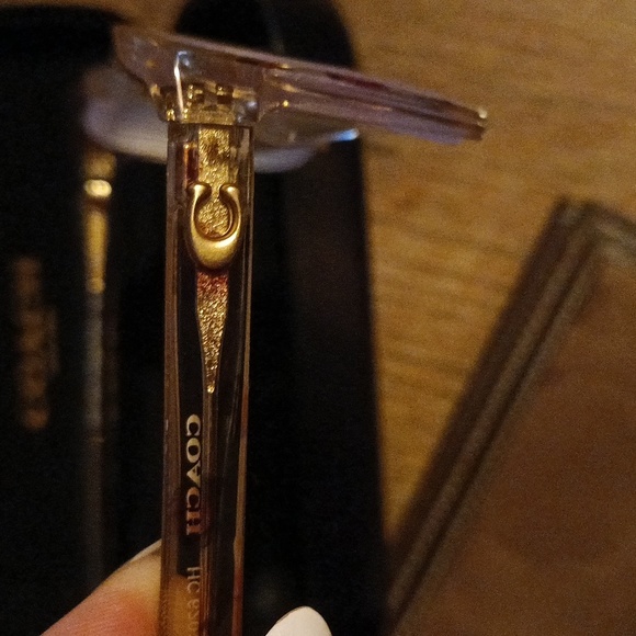 Coach vintage rose frames with case and cleaning cloth /ck book cover 🤎 - Picture 4 of 11